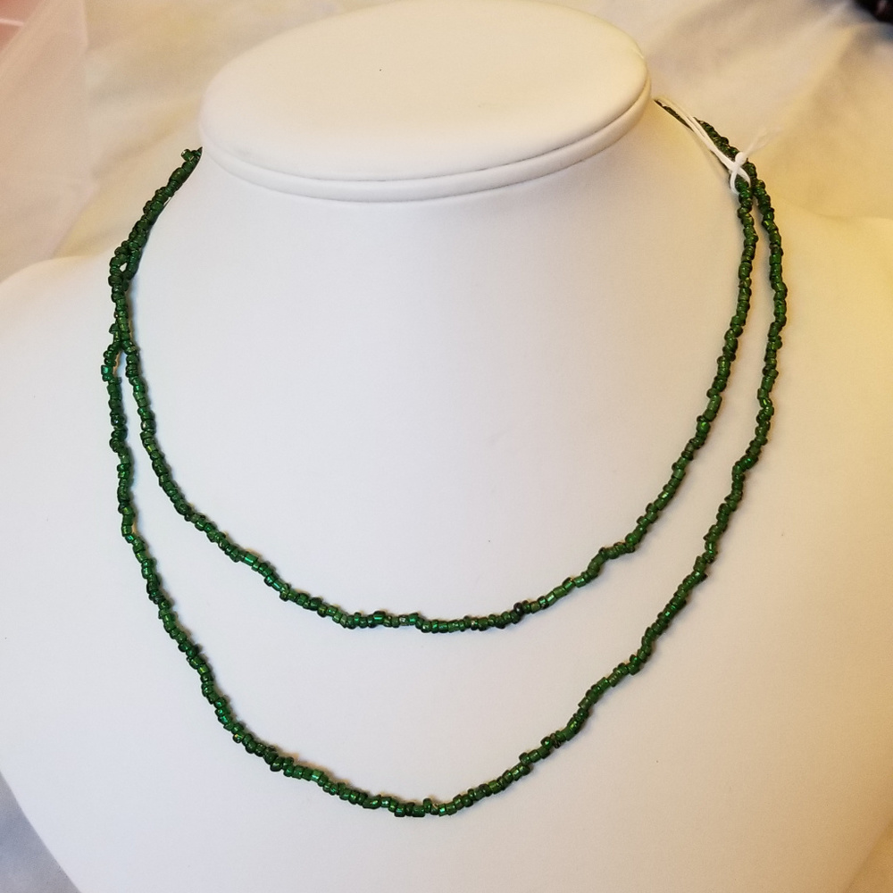 NWT Handmade Dark Green Seed Bead Necklace